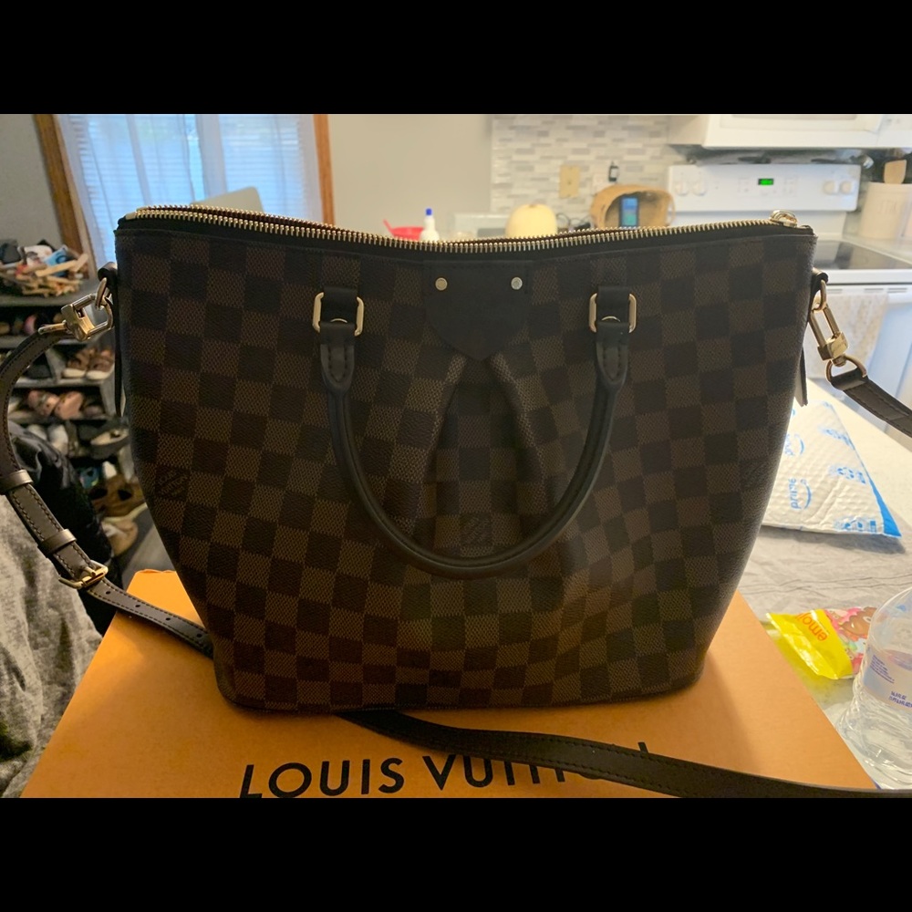 Louis Vuitton Bag